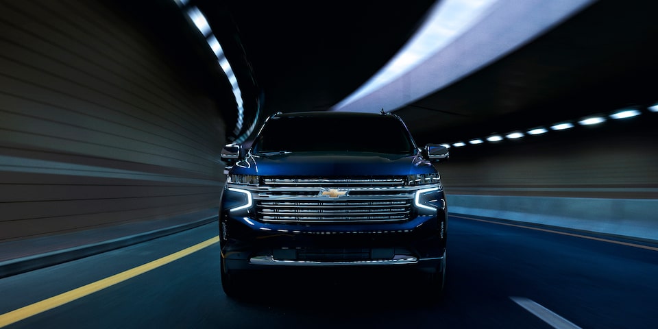 Chevrolet Tahoe 2023 con motor Ecotec V8 y transmisión automática de 10 velocidades